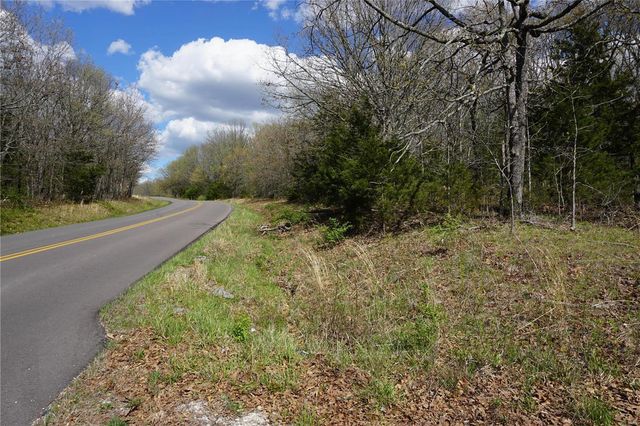 18626 CR 1000, St James, MO 65559