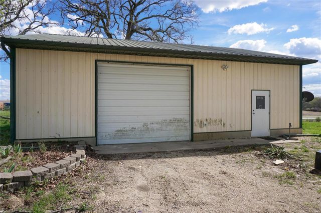 18626 CR 1000, St James, MO 65559