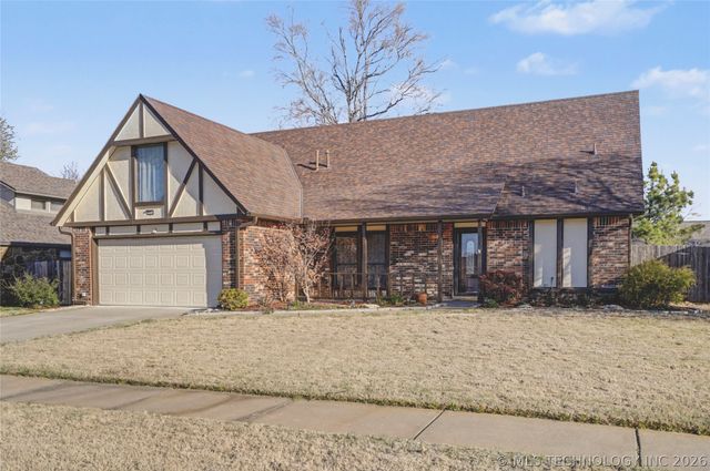 2224 W Louisville Street, Broken Arrow, OK 74012