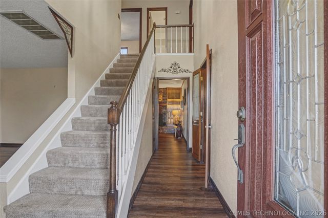 2224 W Louisville Street, Broken Arrow, OK 74012