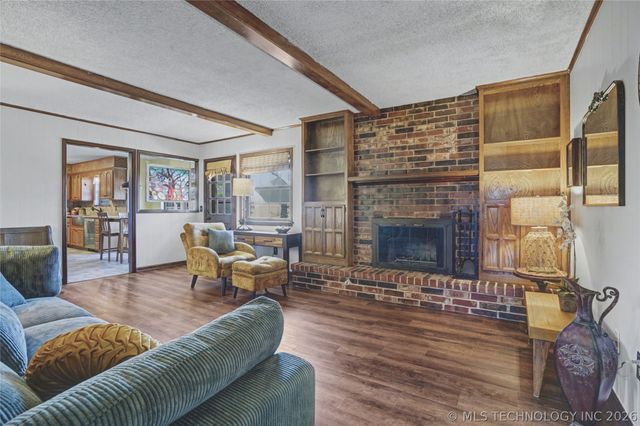 2224 W Louisville Street, Broken Arrow, OK 74012