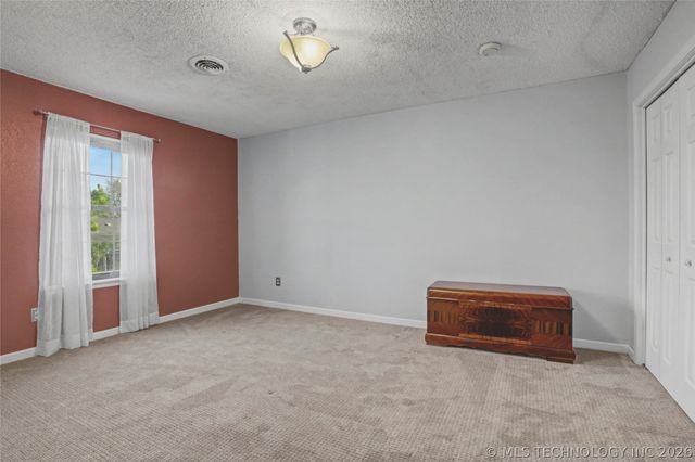 2224 W Louisville Street, Broken Arrow, OK 74012