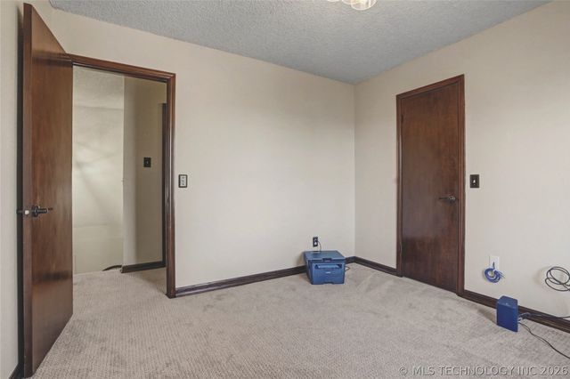 2224 W Louisville Street, Broken Arrow, OK 74012