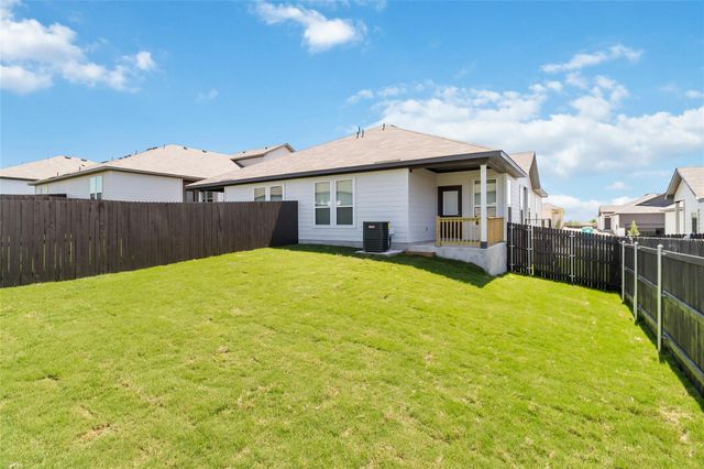 414 Cross Barn BLVD B, Buda, TX 78610