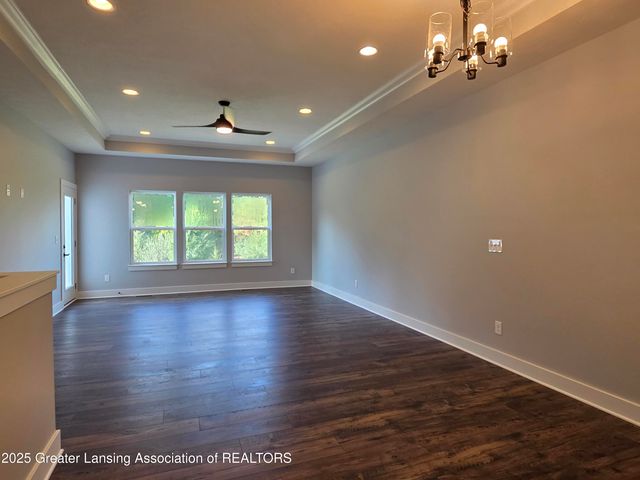 808 Joyce Lane, St. Johns, MI 48879