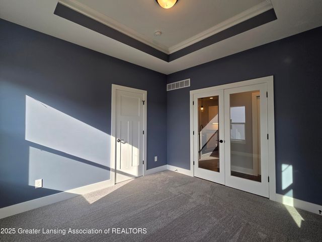 808 Joyce Lane, St. Johns, MI 48879