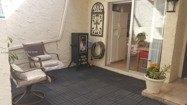 6530 NW 98th Ter B25, Tamarac, FL 33321