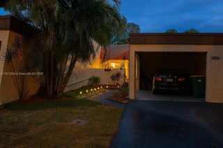 6530 NW 98th Ter B25, Tamarac, FL 33321