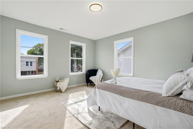 1900 Deep Creek BLVD, Portsmouth, VA 23704