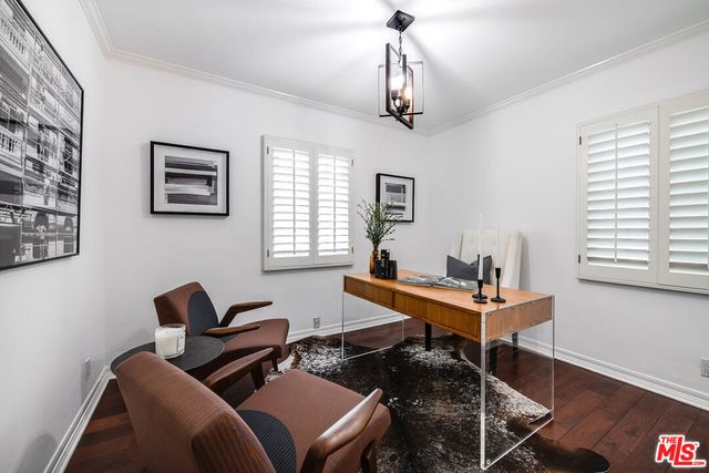 4419 N Clybourn Avenue, Toluca Lake, CA 91602