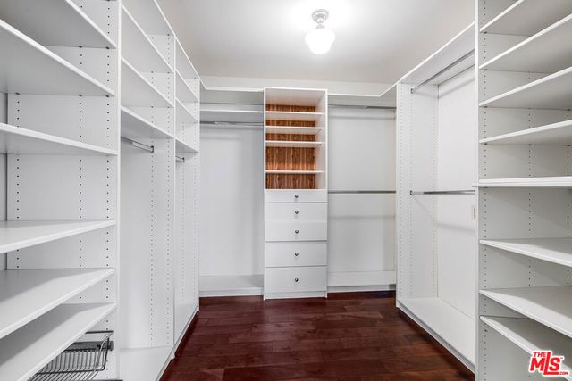 4419 N Clybourn Avenue, Toluca Lake, CA 91602