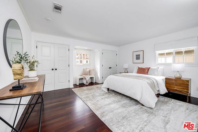 4419 N Clybourn Avenue, Toluca Lake, CA 91602