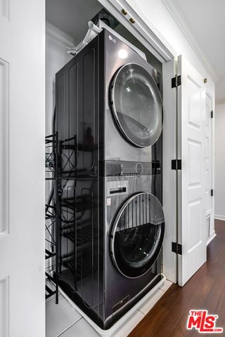 4419 N Clybourn Avenue, Toluca Lake, CA 91602