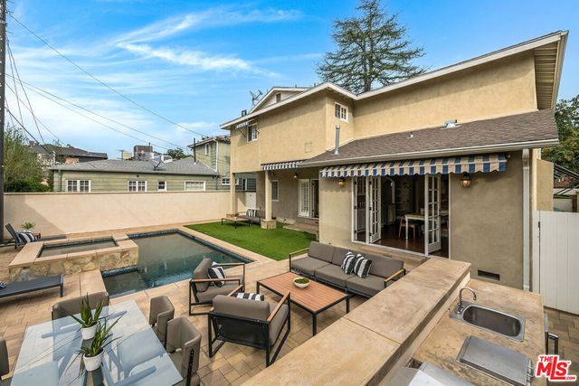 4419 N Clybourn Avenue, Toluca Lake, CA 91602