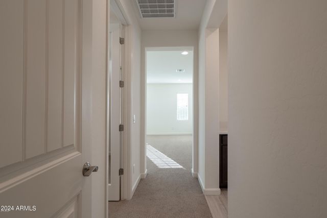 4015 S PECAN Drive, Chandler, AZ 85248