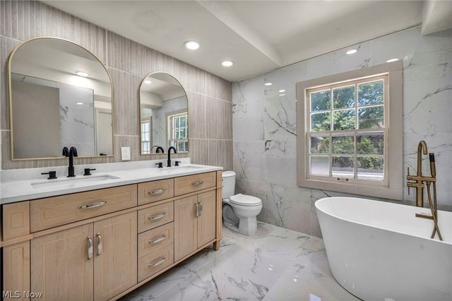 3635 Tolland Road, Shaker Heights, OH 44122