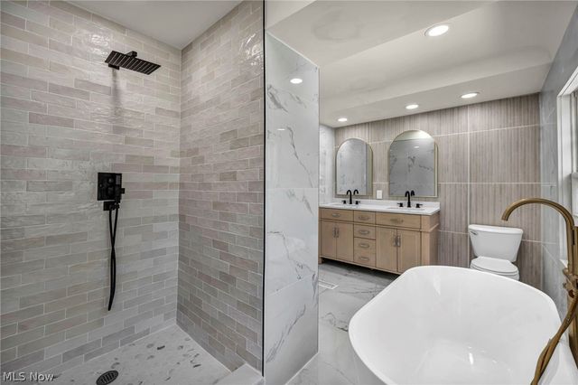 3635 Tolland Road, Shaker Heights, OH 44122