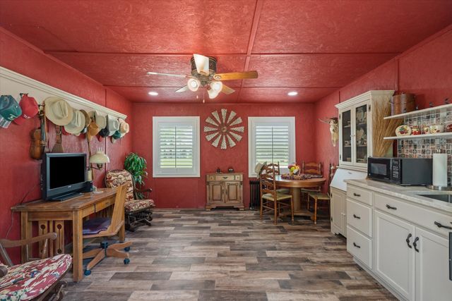 15974 County Road 355, Terrell, TX 75161