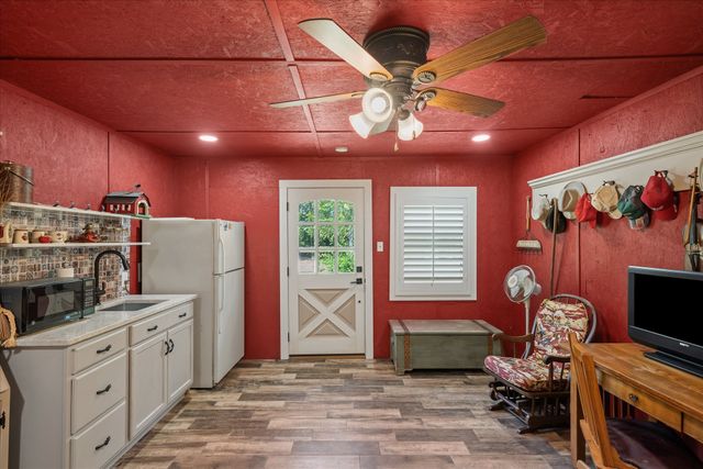 15974 County Road 355, Terrell, TX 75161