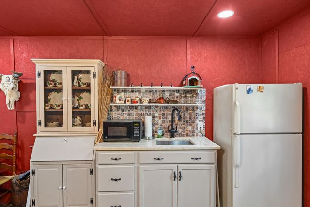 15974 County Road 355, Terrell, TX 75161