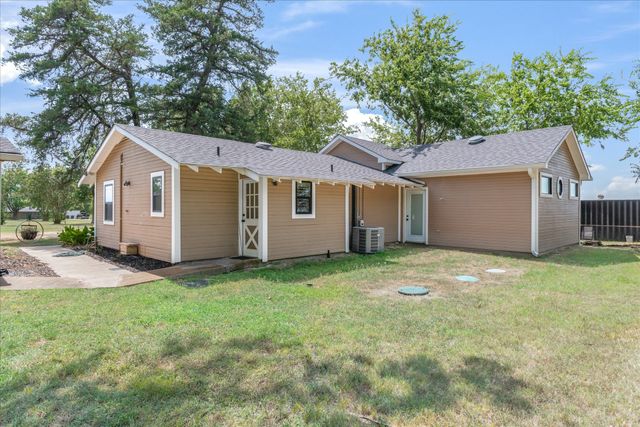 15974 County Road 355, Terrell, TX 75161