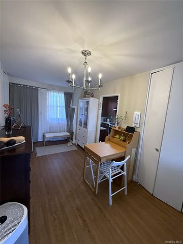 220-55 46th Avenue 4U, Bayside, NY 11361