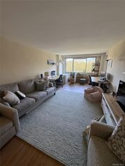 220-55 46th Avenue 4U, Bayside, NY 11361