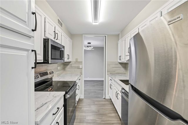 12700 Lake Avenue 1301, Lakewood, OH 44107