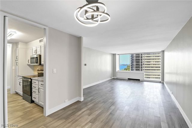 12700 Lake Avenue 1301, Lakewood, OH 44107