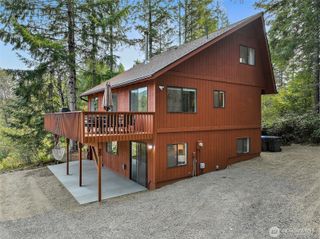 33 N Woodduck Court E, Hoodsport, WA 98548