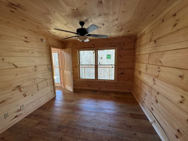 846 Joann Sisson Road, Ellijay, GA 30540