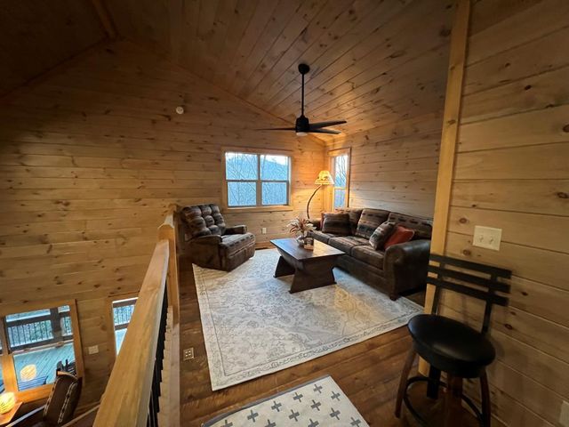 846 Joann Sisson Road, Ellijay, GA 30540