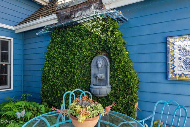 166 S Arroyo Boulevard, Pasadena, CA 91105