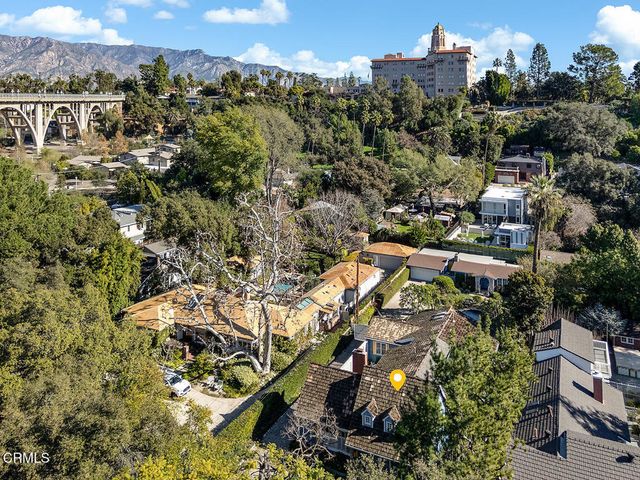 166 S Arroyo Boulevard, Pasadena, CA 91105