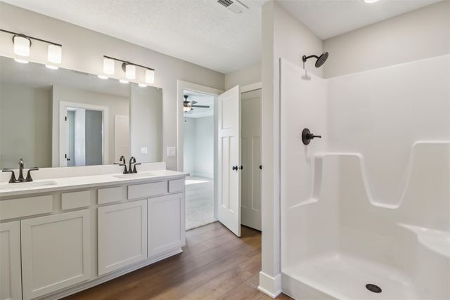 2516 NW Linwood Court, Ankeny, IA 50023