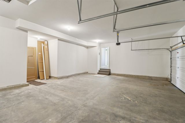 2516 NW Linwood Court, Ankeny, IA 50023