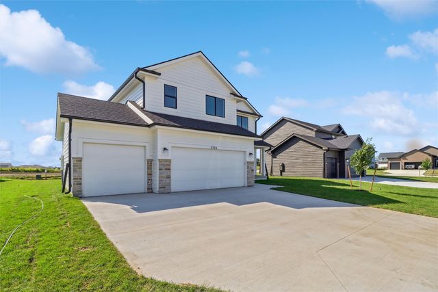 2516 NW Linwood Court, Ankeny, IA 50023