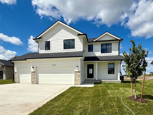 2516 NW Linwood Court, Ankeny, IA 50023