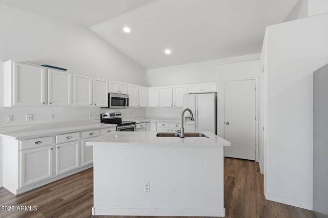 6223 E PRESTON Street, Mesa, AZ 85215