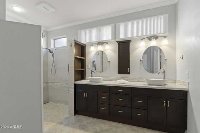 15231 W CASCADE Court, Surprise, AZ 85374