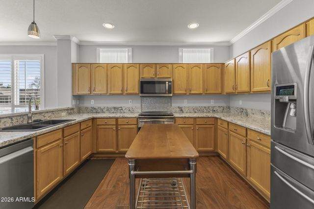 15231 W CASCADE Court, Surprise, AZ 85374