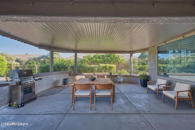 15231 W CASCADE Court, Surprise, AZ 85374