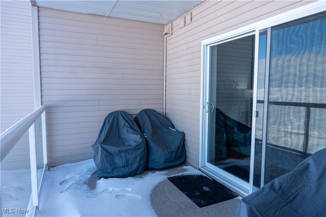 4699 Lake Road E 205, Geneva On The Lake, OH 44041