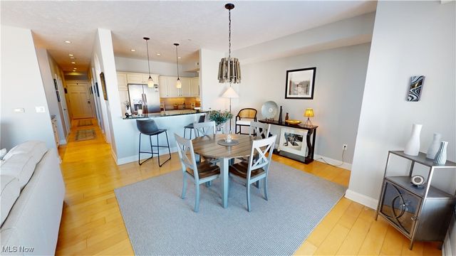 4699 Lake Road E 205, Geneva On The Lake, OH 44041