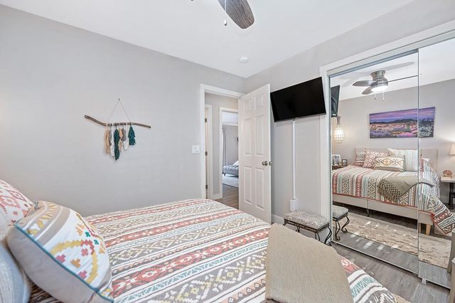 3855 N Lakeshore Blvd, Loomis, CA 95650