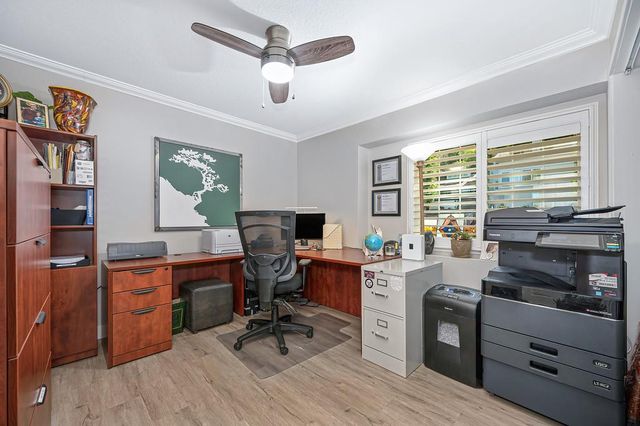 3855 N Lakeshore Blvd, Loomis, CA 95650