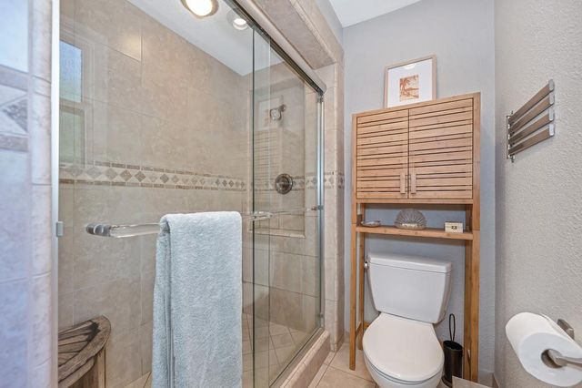 3855 N Lakeshore Blvd, Loomis, CA 95650