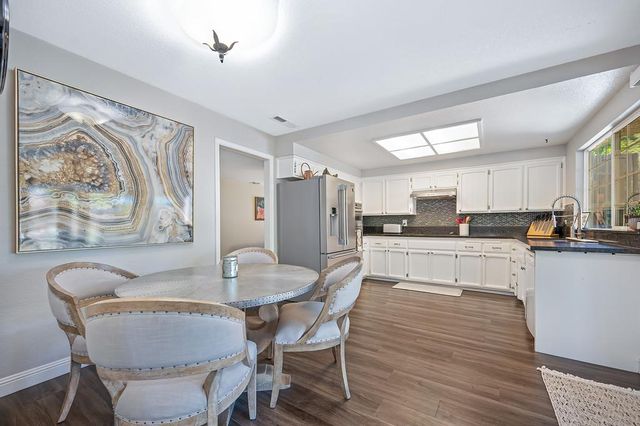 3855 N Lakeshore Blvd, Loomis, CA 95650