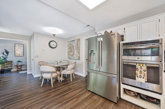 3855 N Lakeshore Blvd, Loomis, CA 95650