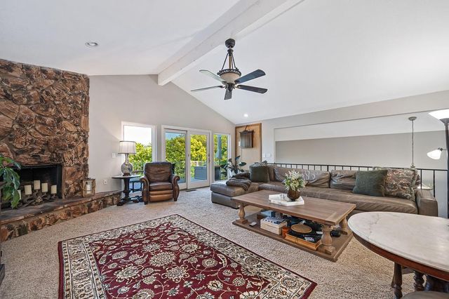 3855 N Lakeshore Blvd, Loomis, CA 95650